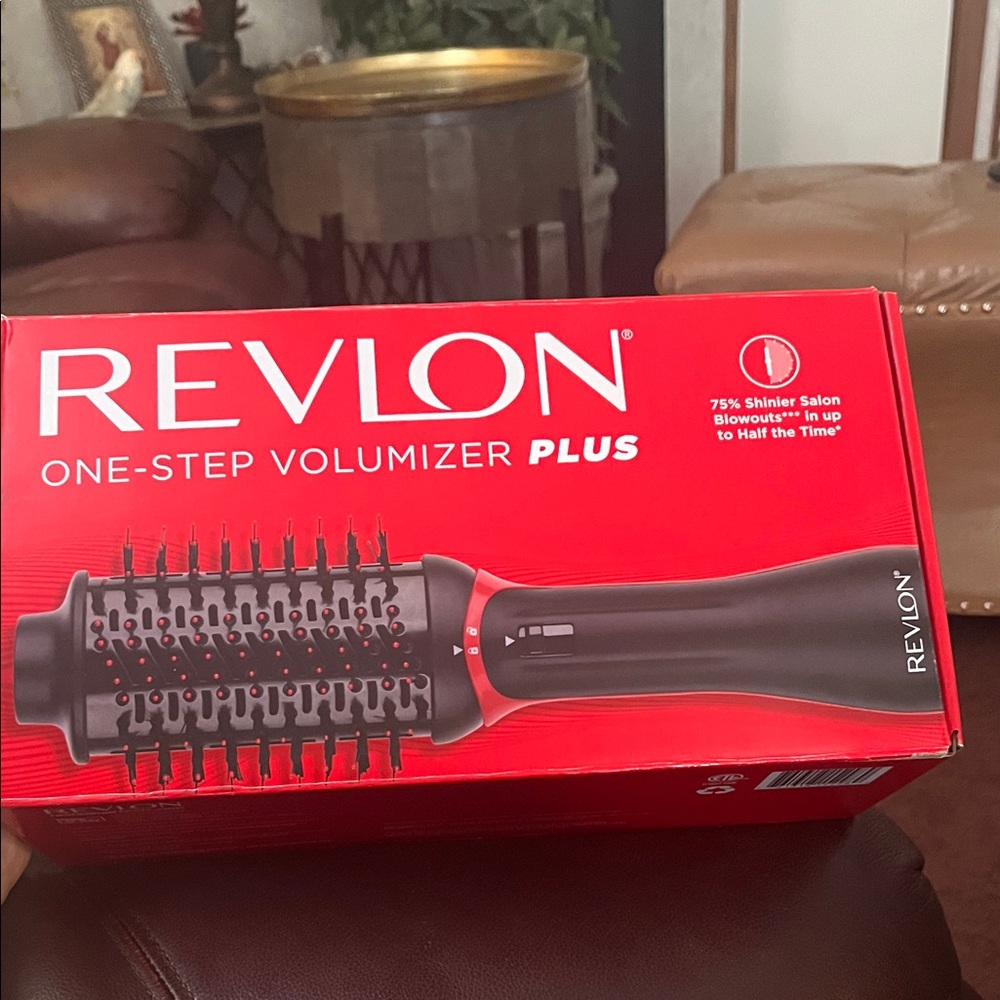 Revlon One-Step Volumizer Plus - Red and Black
